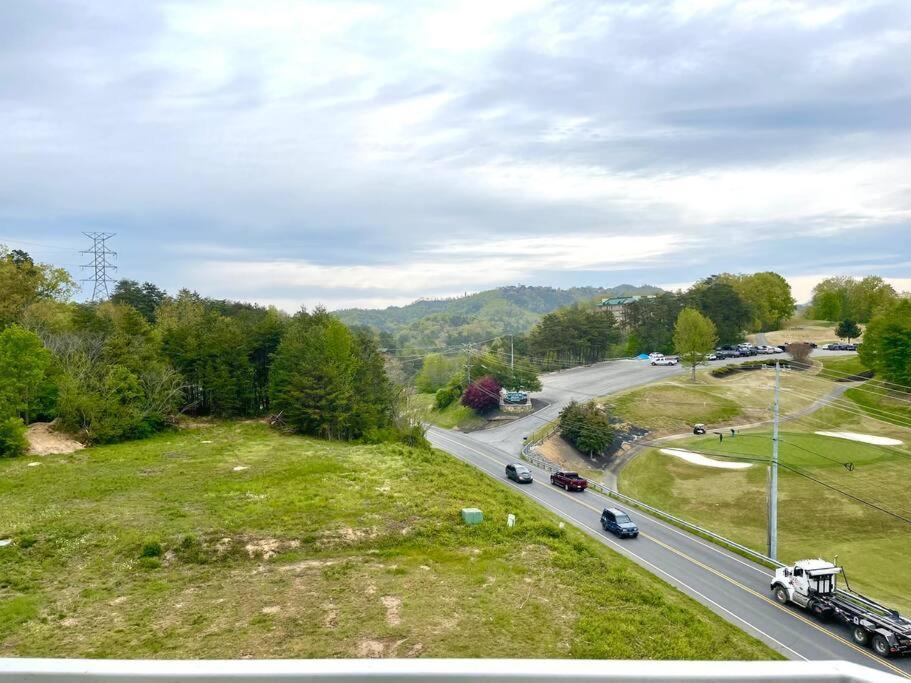 Amazing Mountain Views, 5 Min To Dollywood&Parkway Appartement Pigeon Forge Buitenkant foto
